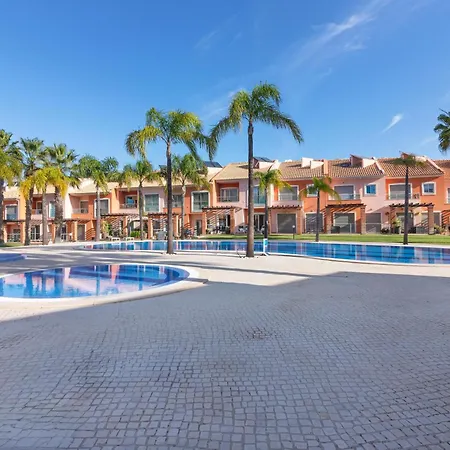 بيت للعطل Jardins Vale De Santa Maria G, With Pool